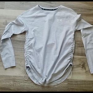 2 Under Armour heatgear sweaters